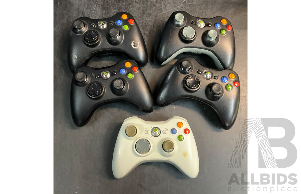 Lot of 9 Xbox 360 Wireless Controllers