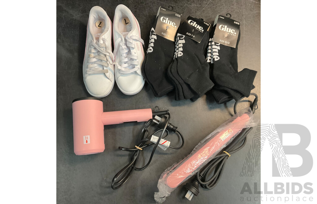 Puma Ladies Size 7 Shoes & Anko Hair Dryer & Straightener & Glue Black Socks - Lot of 5