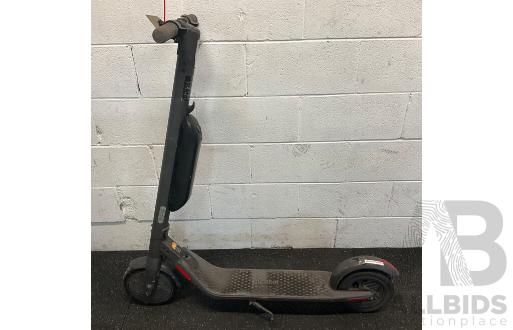 Ninebot Kickscooter E22