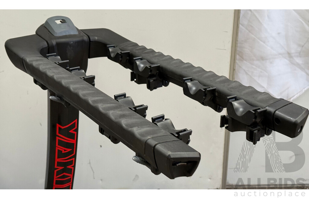 Yakima Full Swing 4 Bike Hitch Mounted Carrier