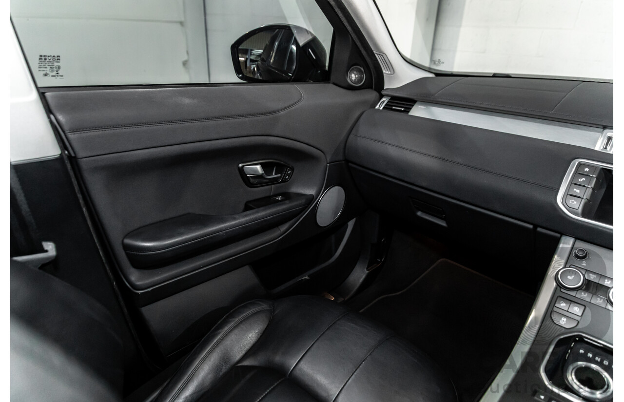 06/2017 Range Rover Evoque Td4 150 SE (AWD) LV MY17 5d Wagon Santorini Black Turbo Diesel 2.0L