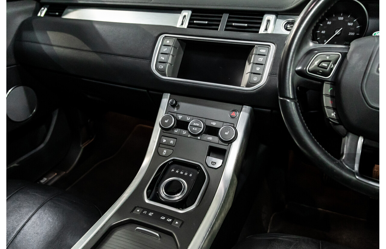 06/2017 Range Rover Evoque Td4 150 SE (AWD) LV MY17 5d Wagon Santorini Black Turbo Diesel 2.0L