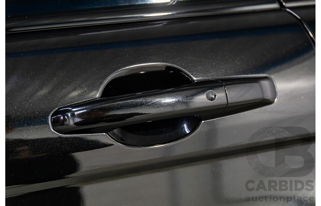 06/2017 Range Rover Evoque Td4 150 SE (AWD) LV MY17 5d Wagon Santorini Black Turbo Diesel 2.0L