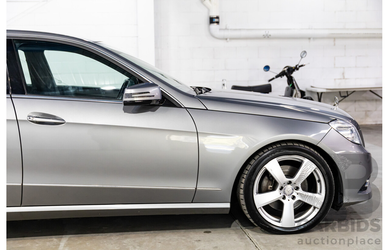 12/2009 Mercedes-Benz E350 Avantgarde W212 4d Sedan Palladium Silver Metallic V6 3.5L