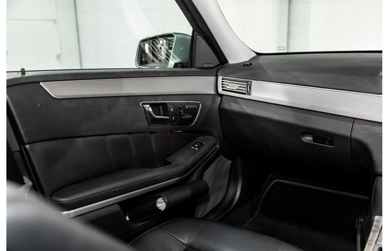 12/2009 Mercedes-Benz E350 Avantgarde W212 4d Sedan Palladium Silver Metallic V6 3.5L