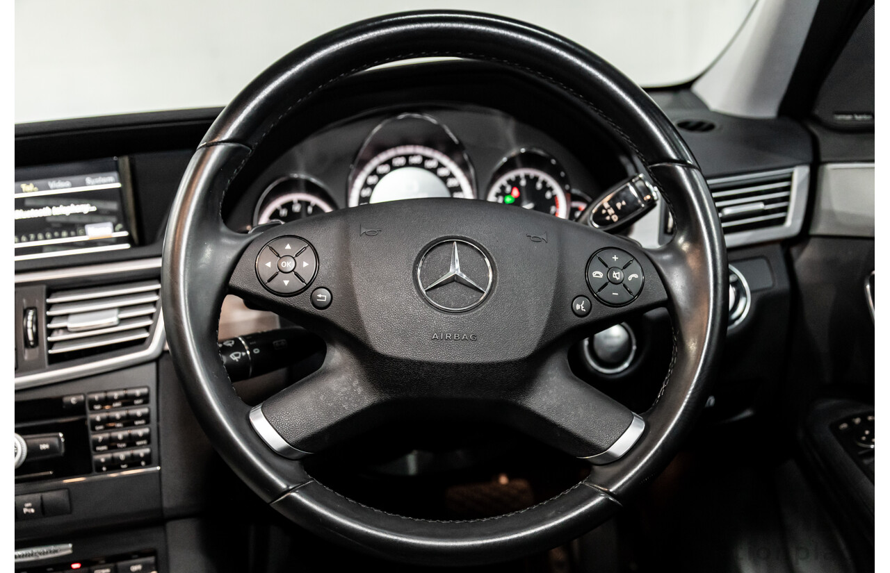 12/2009 Mercedes-Benz E350 Avantgarde W212 4d Sedan Palladium Silver Metallic V6 3.5L