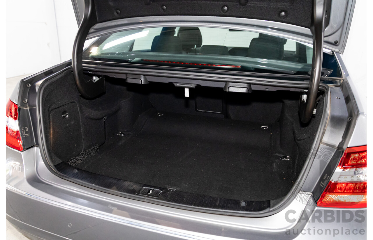 12/2009 Mercedes-Benz E350 Avantgarde W212 4d Sedan Palladium Silver Metallic V6 3.5L