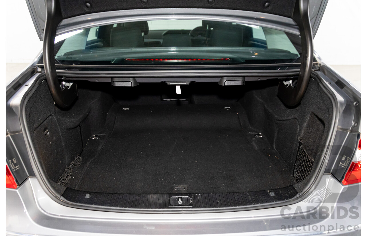 12/2009 Mercedes-Benz E350 Avantgarde W212 4d Sedan Palladium Silver Metallic V6 3.5L