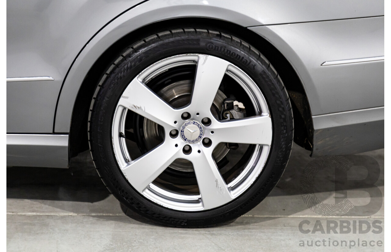 12/2009 Mercedes-Benz E350 Avantgarde W212 4d Sedan Palladium Silver Metallic V6 3.5L