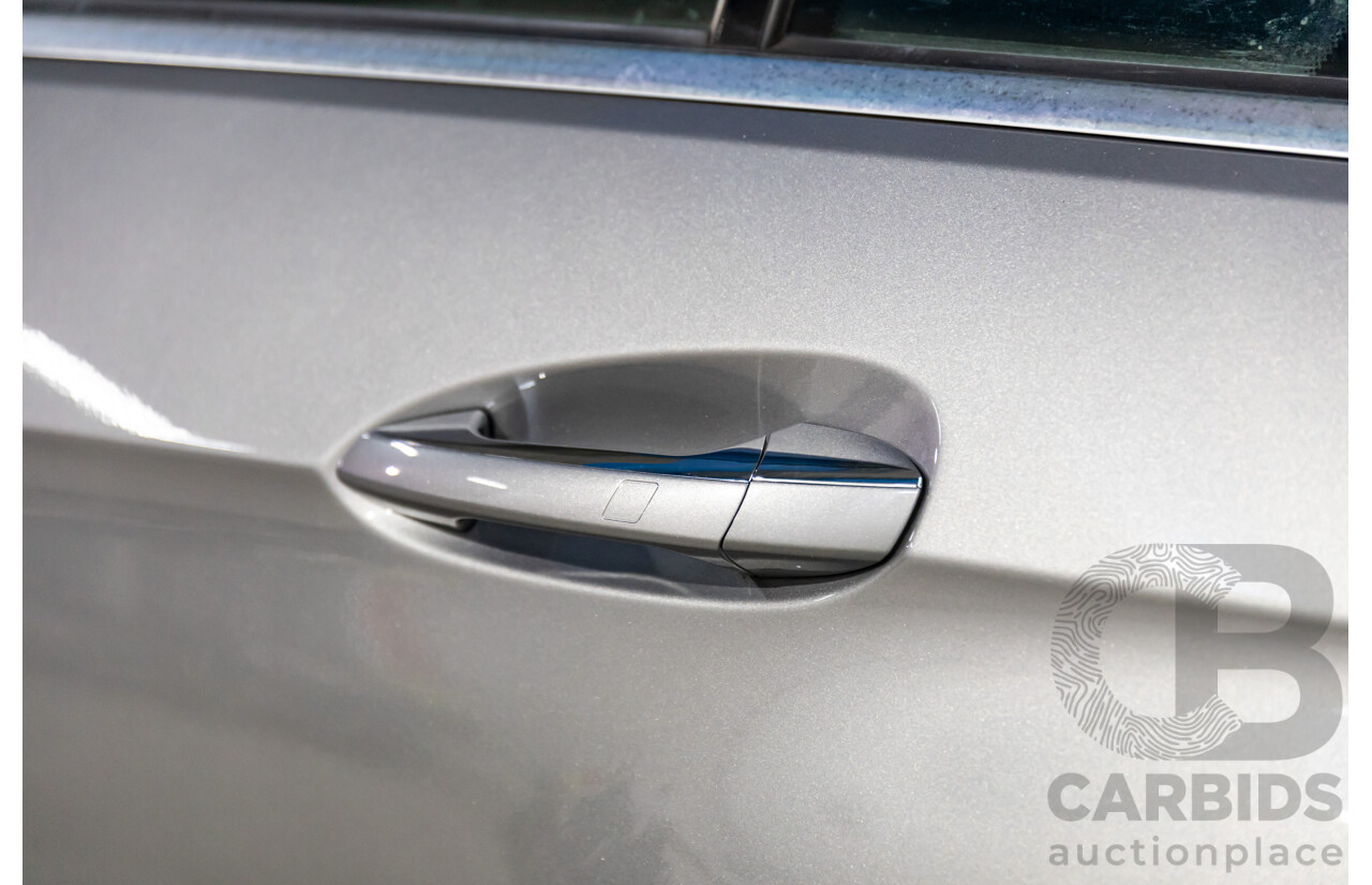 12/2009 Mercedes-Benz E350 Avantgarde W212 4d Sedan Palladium Silver Metallic V6 3.5L