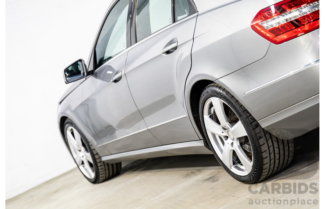 12/2009 Mercedes-Benz E350 Avantgarde W212 4d Sedan Palladium Silver Metallic V6 3.5L