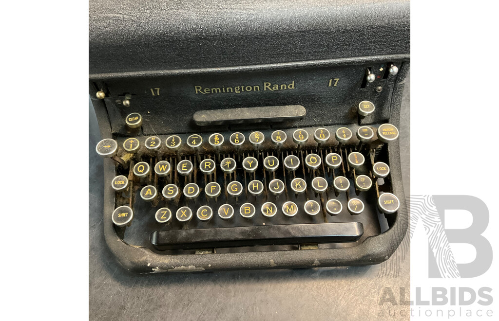 Remington Rand Typewriter 17
