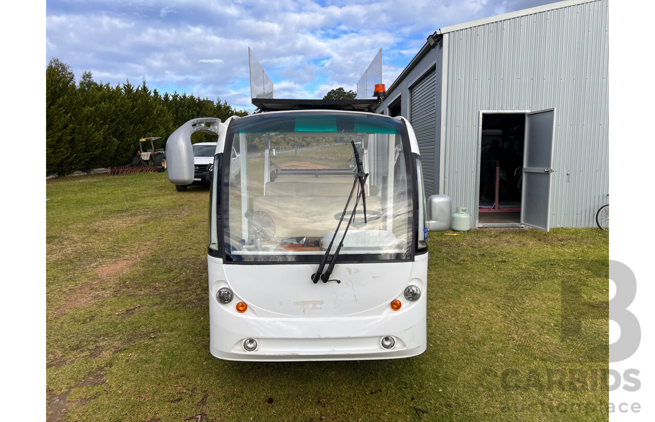 10/2013 EMC EG6118KA03 11 Person Electric Golf Cart Sightseeing Bus