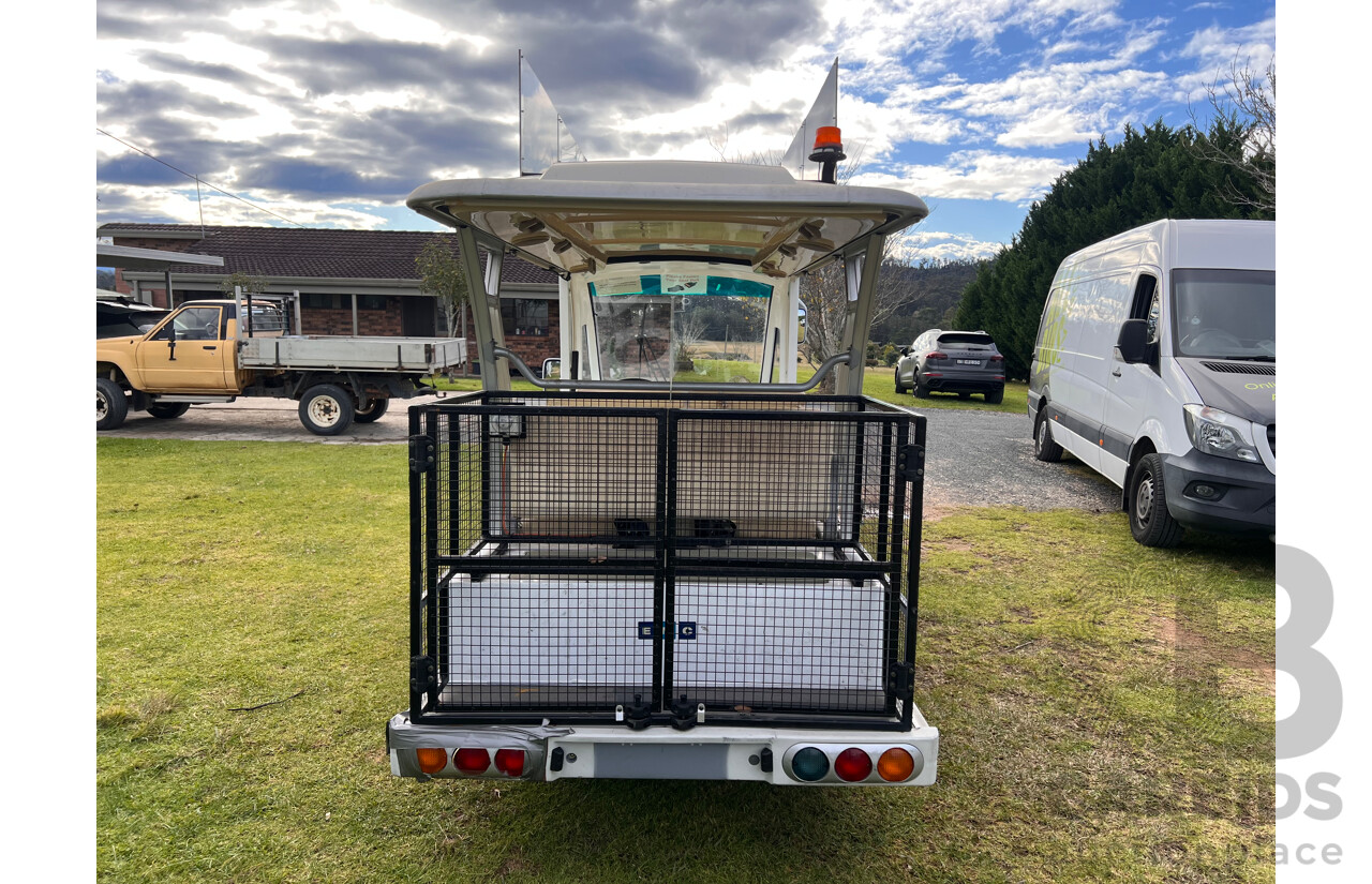 10/2013 EMC EG6118KA03 11 Person Electric Golf Cart Sightseeing Bus