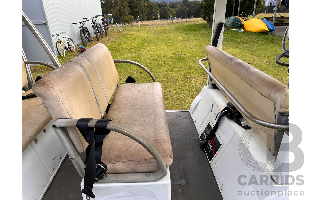 10/2013 EMC EG6118KA03 11 Person Electric Golf Cart Sightseeing Bus