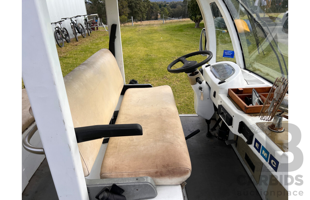 10/2013 EMC EG6118KA03 11 Person Electric Golf Cart Sightseeing Bus