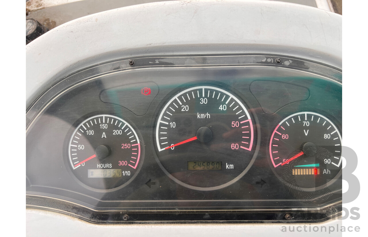 10/2013 EMC EG6118KA03 11 Person Electric Golf Cart Sightseeing Bus