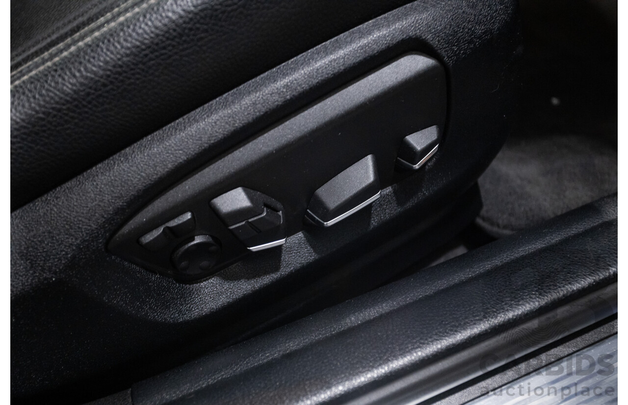 5/2014 BMW 550i LCI M-Sport F10 MY14 4d Sedan Carbon Black Metallic Twin Turbo V8 4.4L