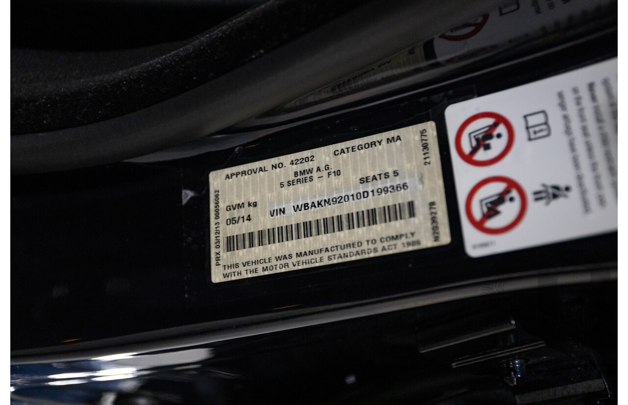 5/2014 BMW 550i LCI M-Sport F10 MY14 4d Sedan Carbon Black Metallic Twin Turbo V8 4.4L