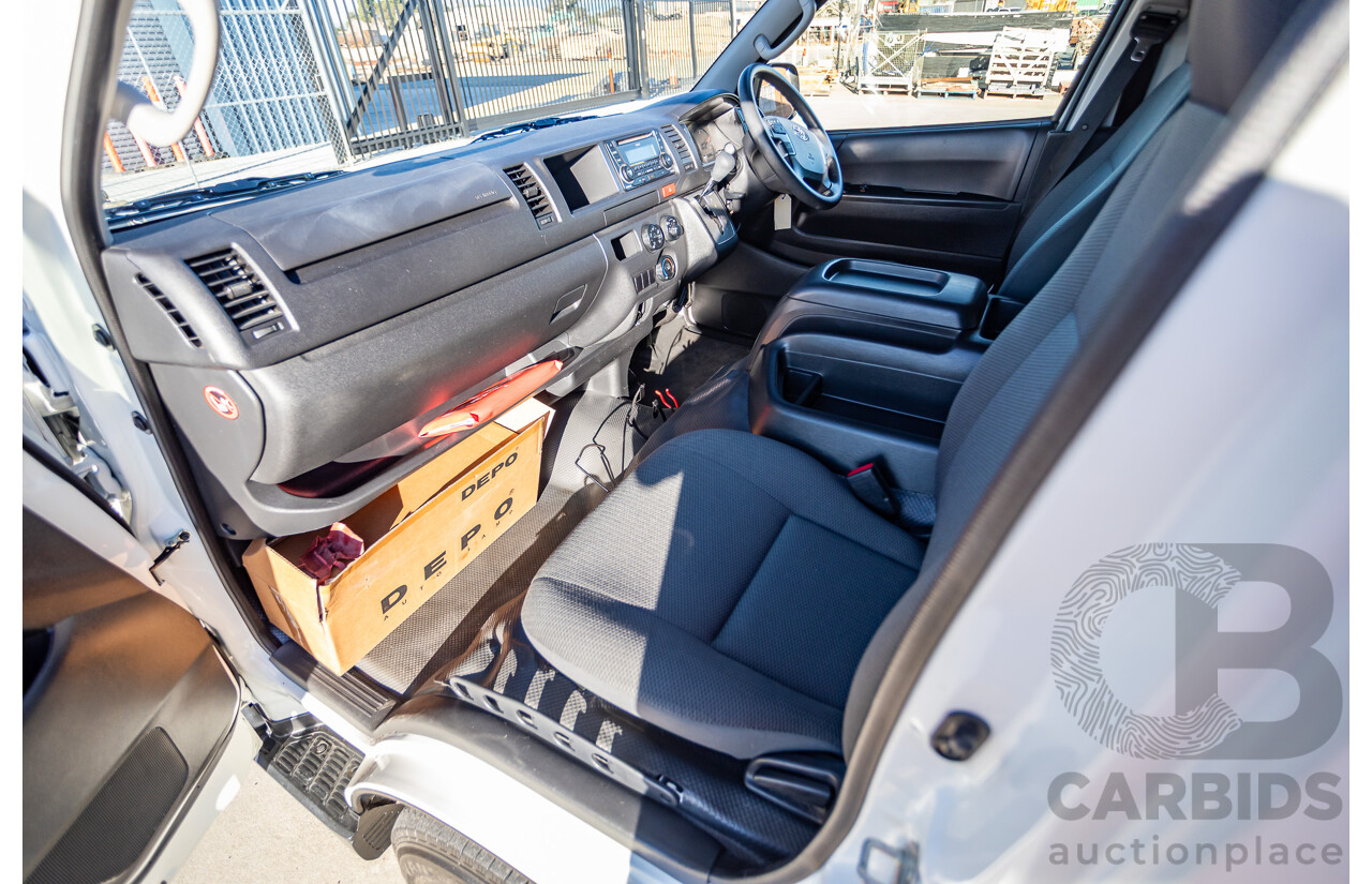 6/2016 Toyota Hiace SLWB KDH221R MY16 4d Van French Vanilla White Turbo Diesel 3.0L