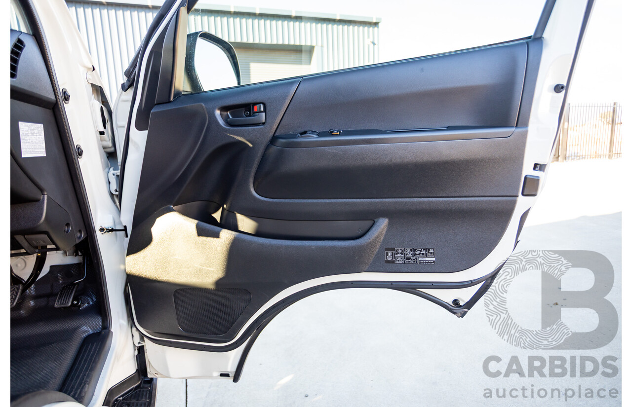 6/2016 Toyota Hiace SLWB KDH221R MY16 4d Van French Vanilla White Turbo Diesel 3.0L