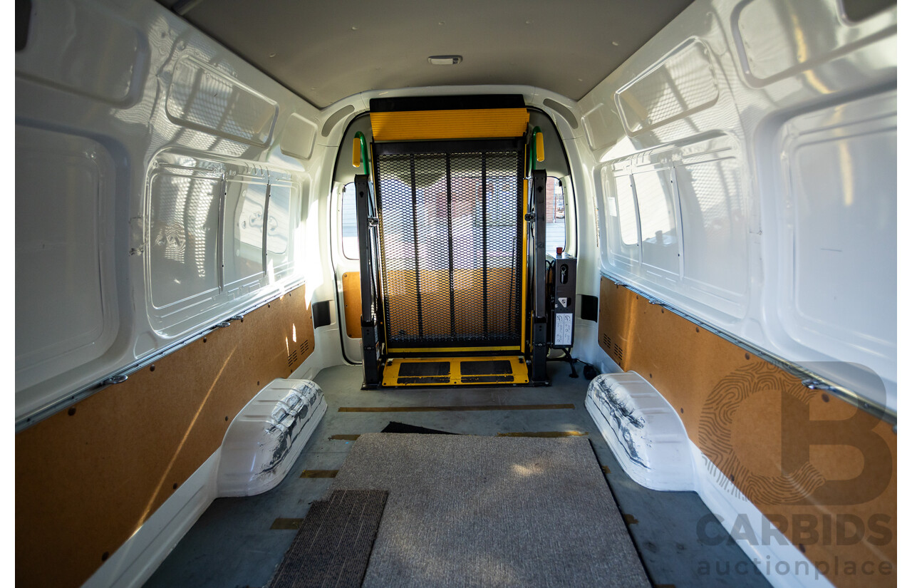 6/2016 Toyota Hiace SLWB KDH221R MY16 4d Van French Vanilla White Turbo Diesel 3.0L