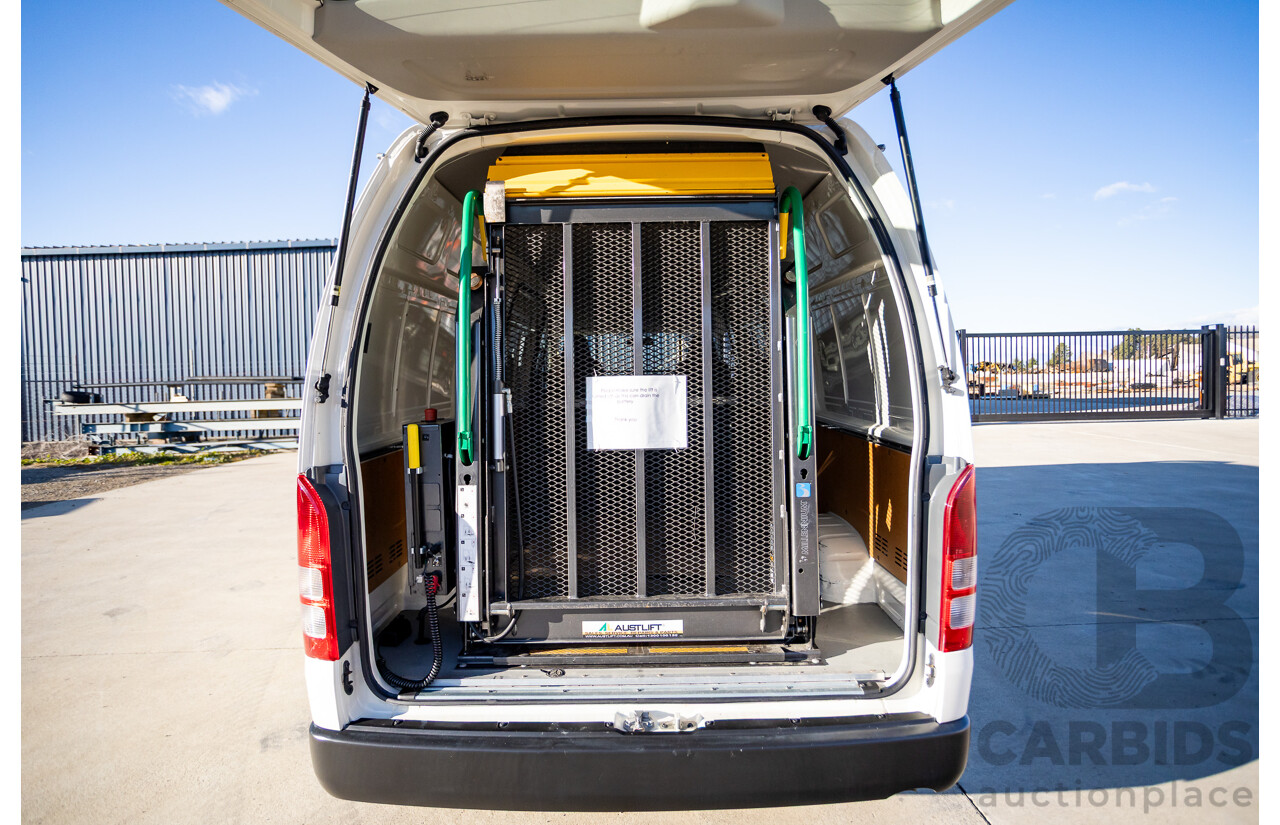 6/2016 Toyota Hiace SLWB KDH221R MY16 4d Van French Vanilla White Turbo Diesel 3.0L