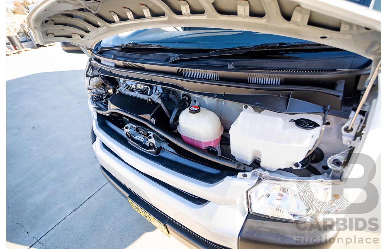 6/2016 Toyota Hiace SLWB KDH221R MY16 4d Van French Vanilla White Turbo Diesel 3.0L