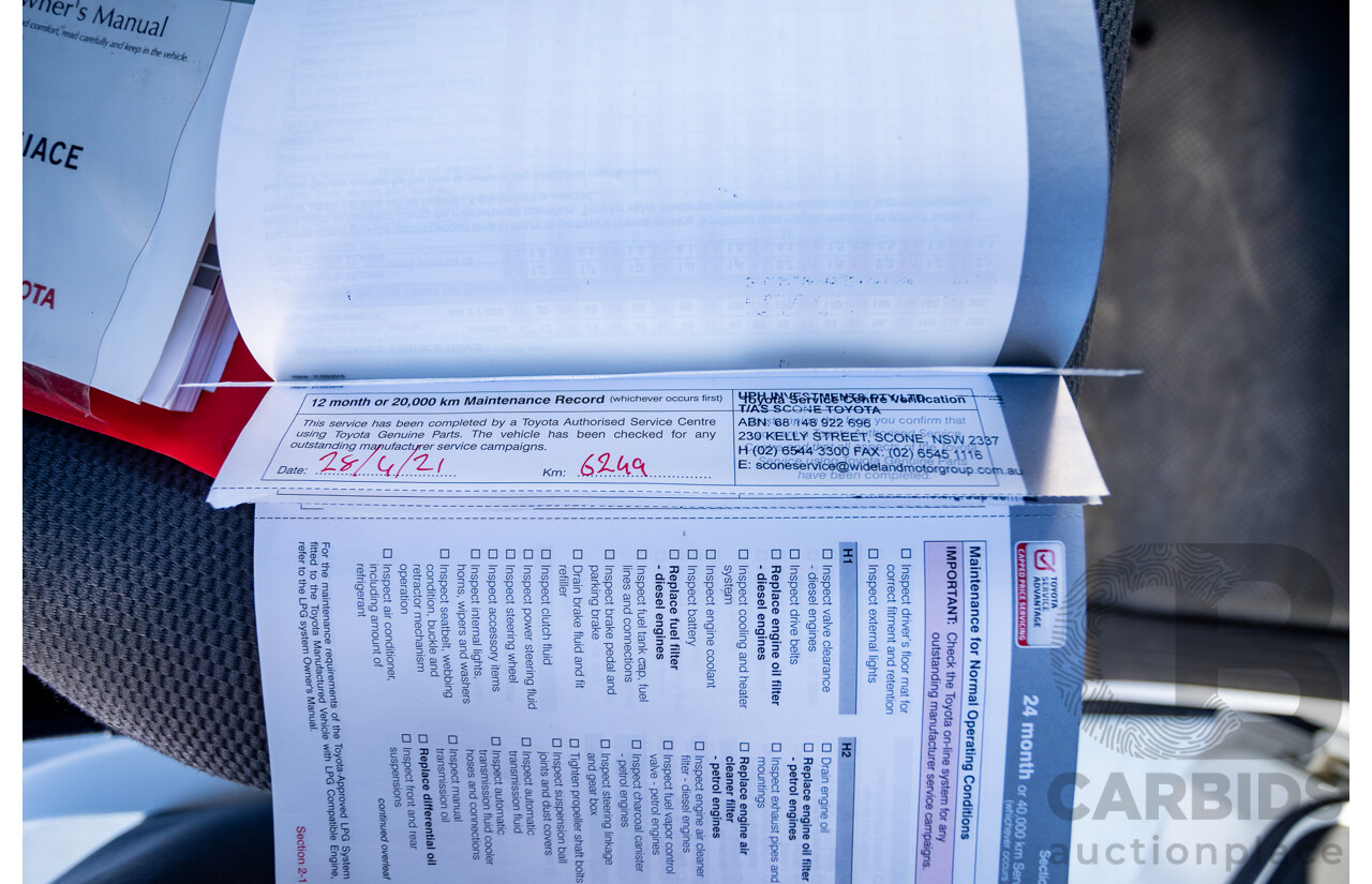 6/2016 Toyota Hiace SLWB KDH221R MY16 4d Van French Vanilla White Turbo Diesel 3.0L