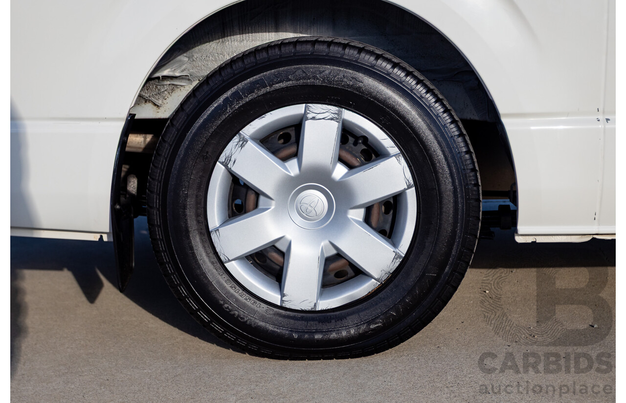 6/2016 Toyota Hiace SLWB KDH221R MY16 4d Van French Vanilla White Turbo Diesel 3.0L