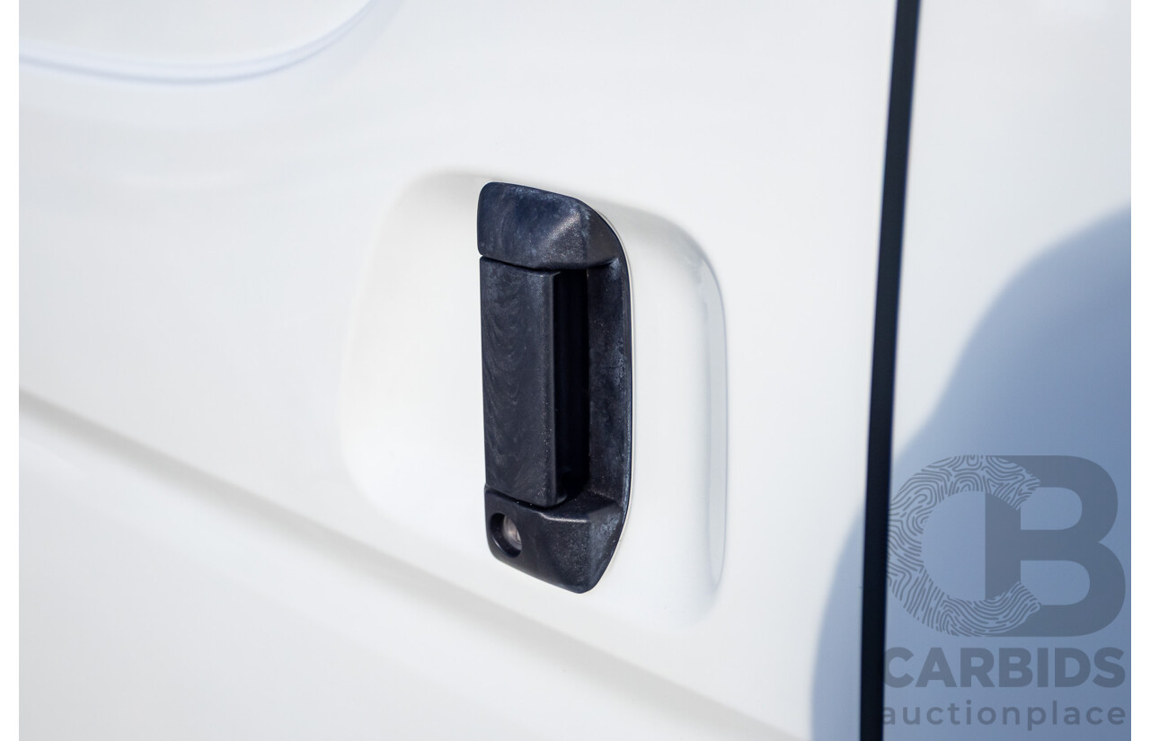 6/2016 Toyota Hiace SLWB KDH221R MY16 4d Van French Vanilla White Turbo Diesel 3.0L