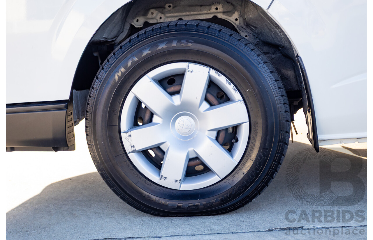 6/2016 Toyota Hiace SLWB KDH221R MY16 4d Van French Vanilla White Turbo Diesel 3.0L