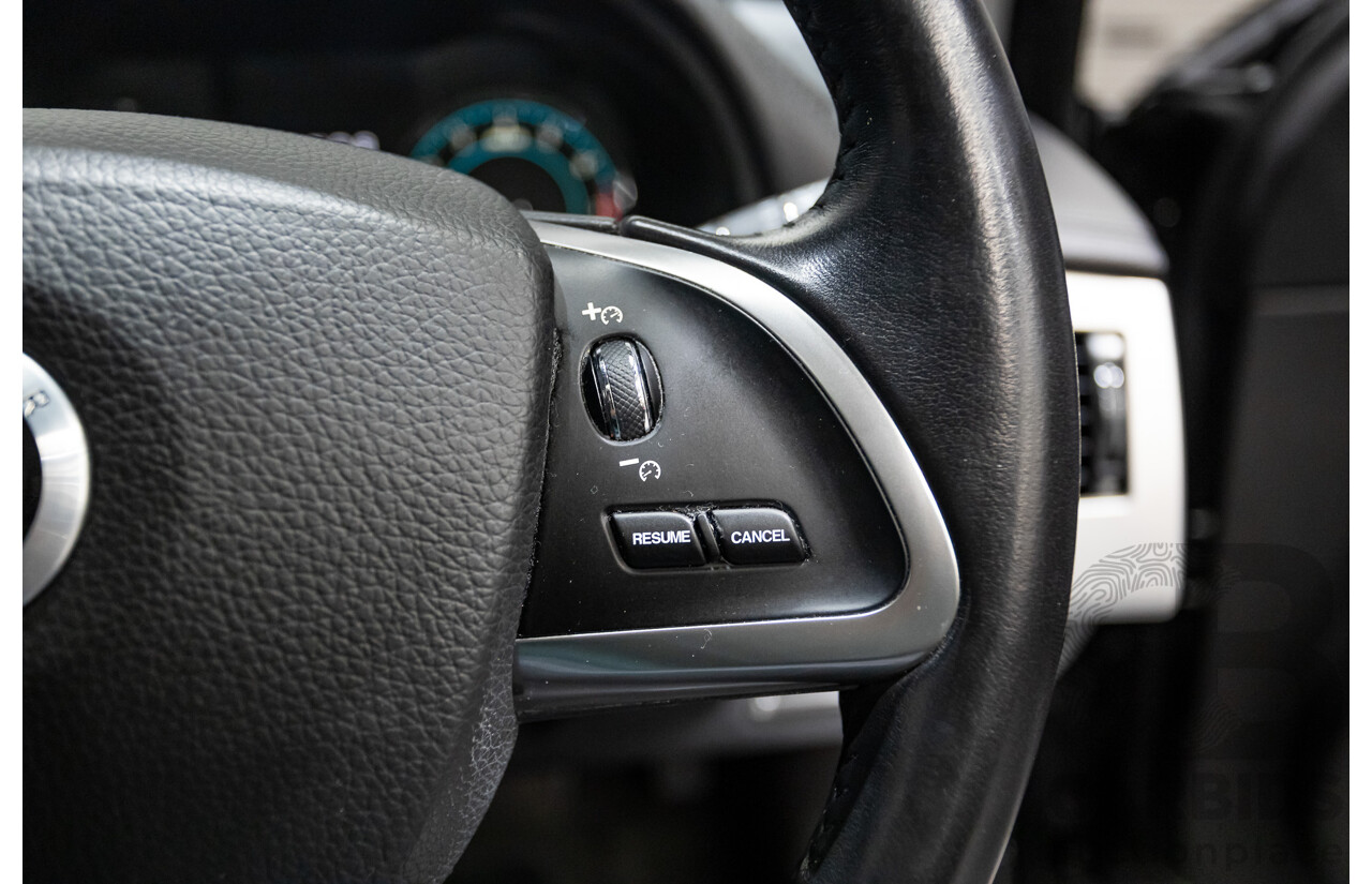 1/2013 Jaguar XF 3.0 SV6 Luxury MY13 4d Sedan Ultimate Black Metallic Supercharged V6 3.0L