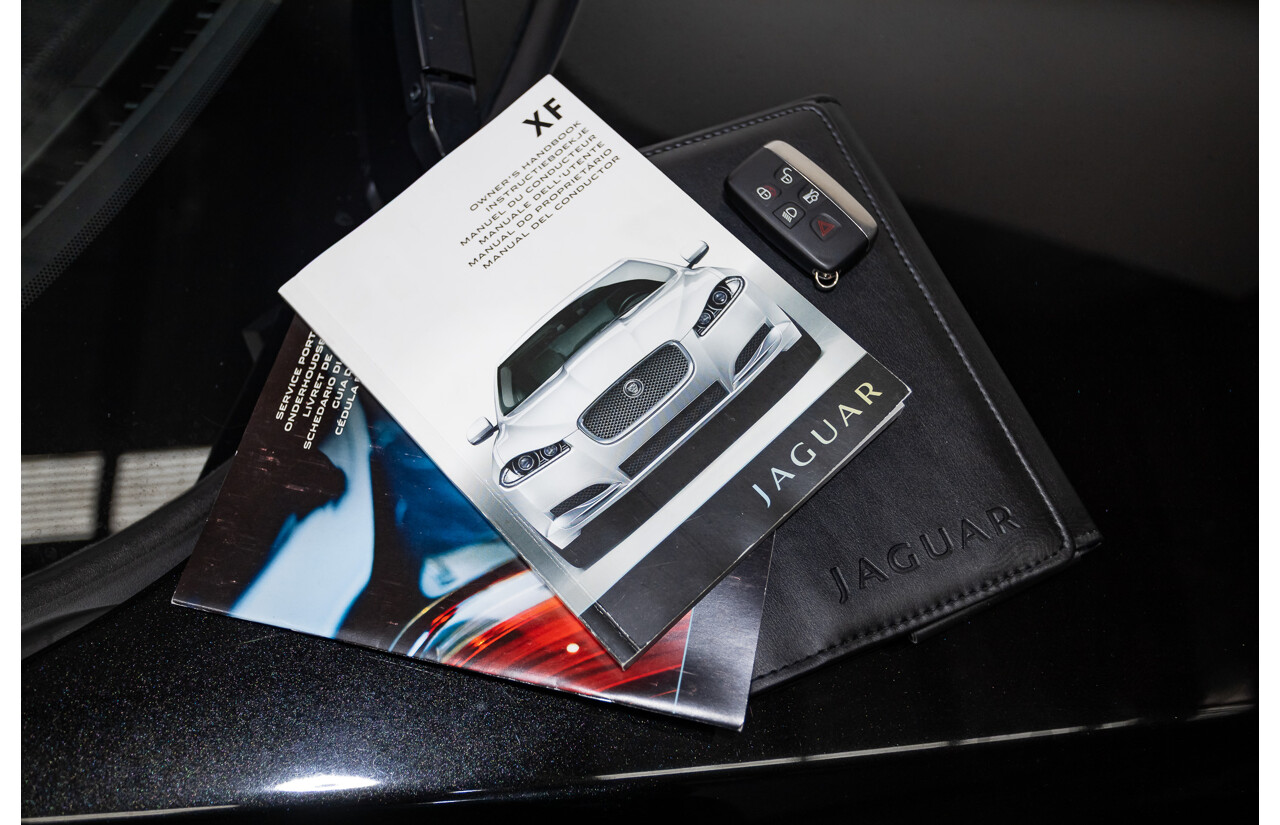 1/2013 Jaguar XF 3.0 SV6 Luxury MY13 4d Sedan Ultimate Black Metallic Supercharged V6 3.0L