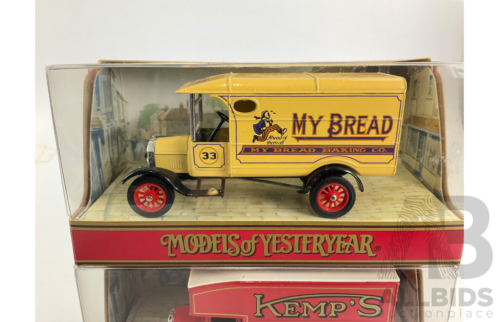 Vintage Matchbox Diecast Models of Yesteryear 1931 Morris Courier and 1926 Ford Model TT