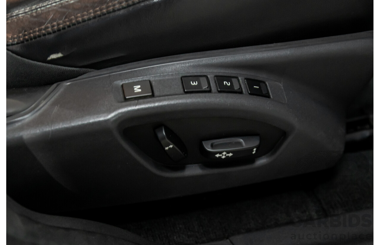 8/2011 Volvo XC60 T5 (FWD) DZ MY12 4d Wagon Ice White Turbo 2.0L