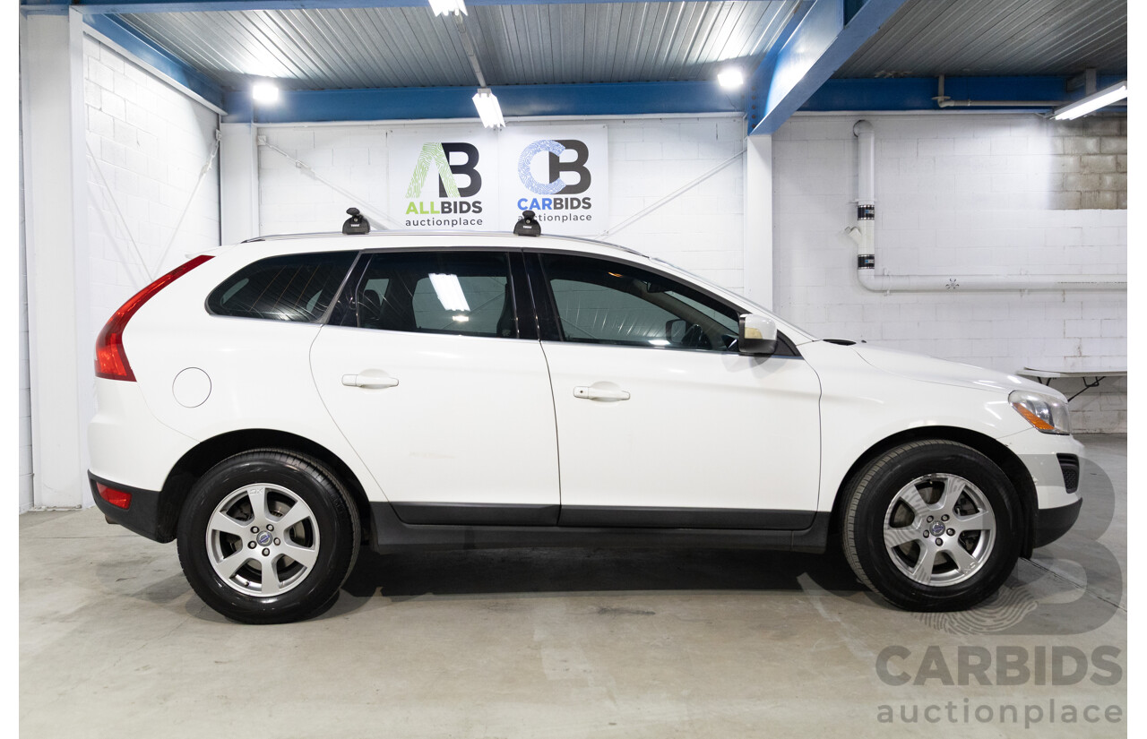 8/2011 Volvo XC60 T5 (FWD) DZ MY12 4d Wagon Ice White Turbo 2.0L