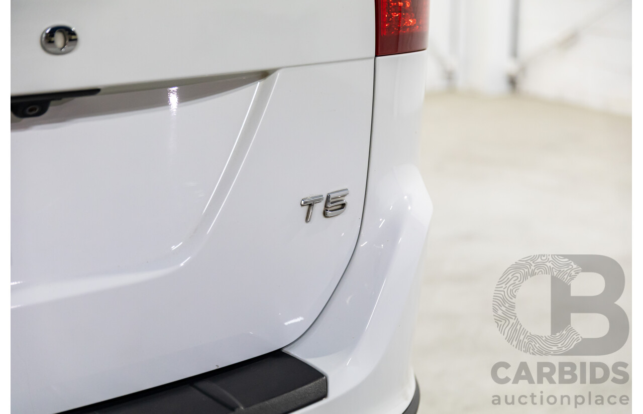 8/2011 Volvo XC60 T5 (FWD) DZ MY12 4d Wagon Ice White Turbo 2.0L