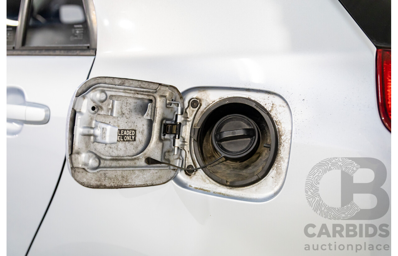 4/2006 Toyota Corolla Conquest Seca ZZE122R MY06 5d Hatchback Noosa Blue Metallic 1.8L