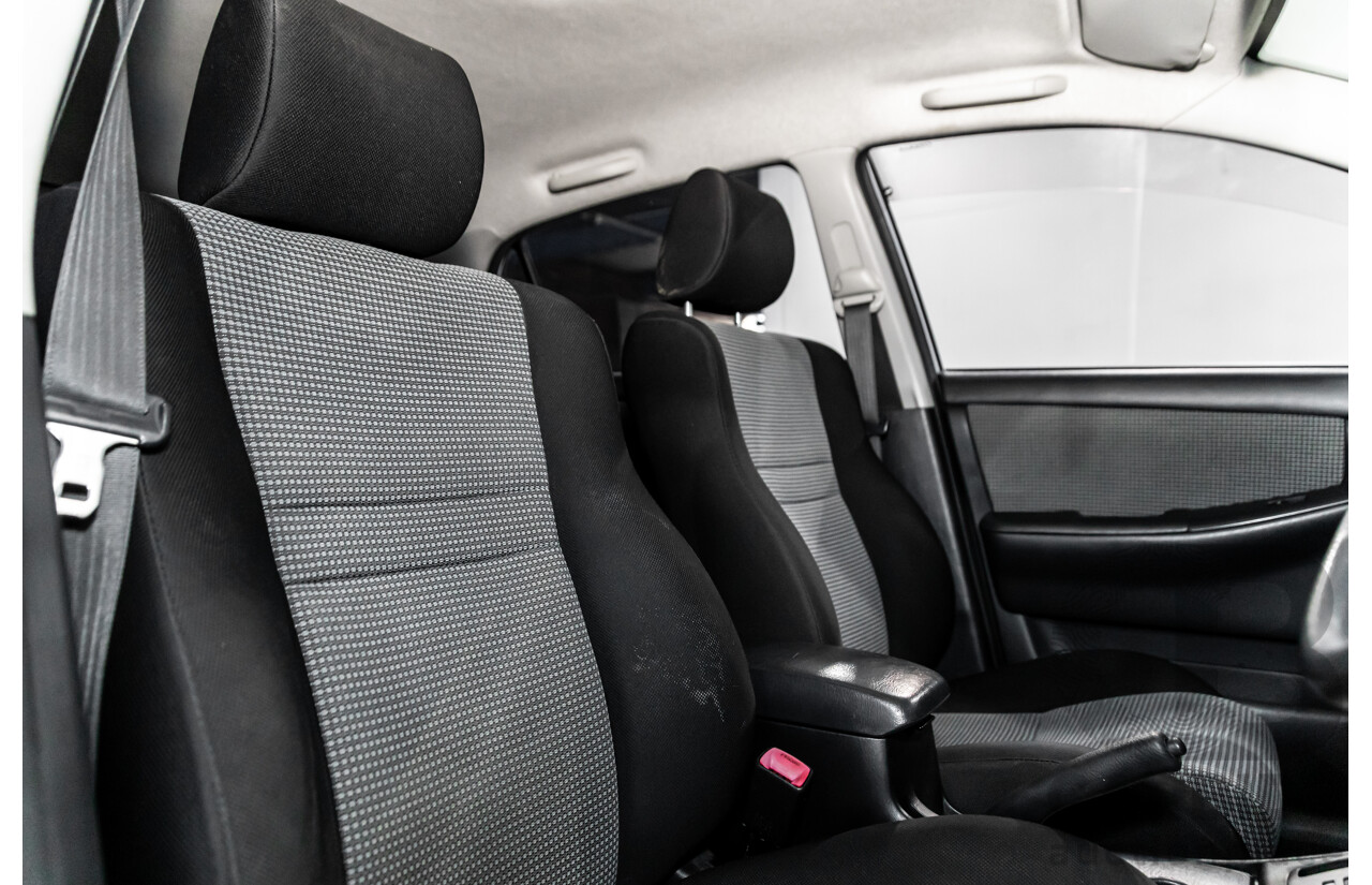 4/2006 Toyota Corolla Conquest Seca ZZE122R MY06 5d Hatchback Noosa Blue Metallic 1.8L