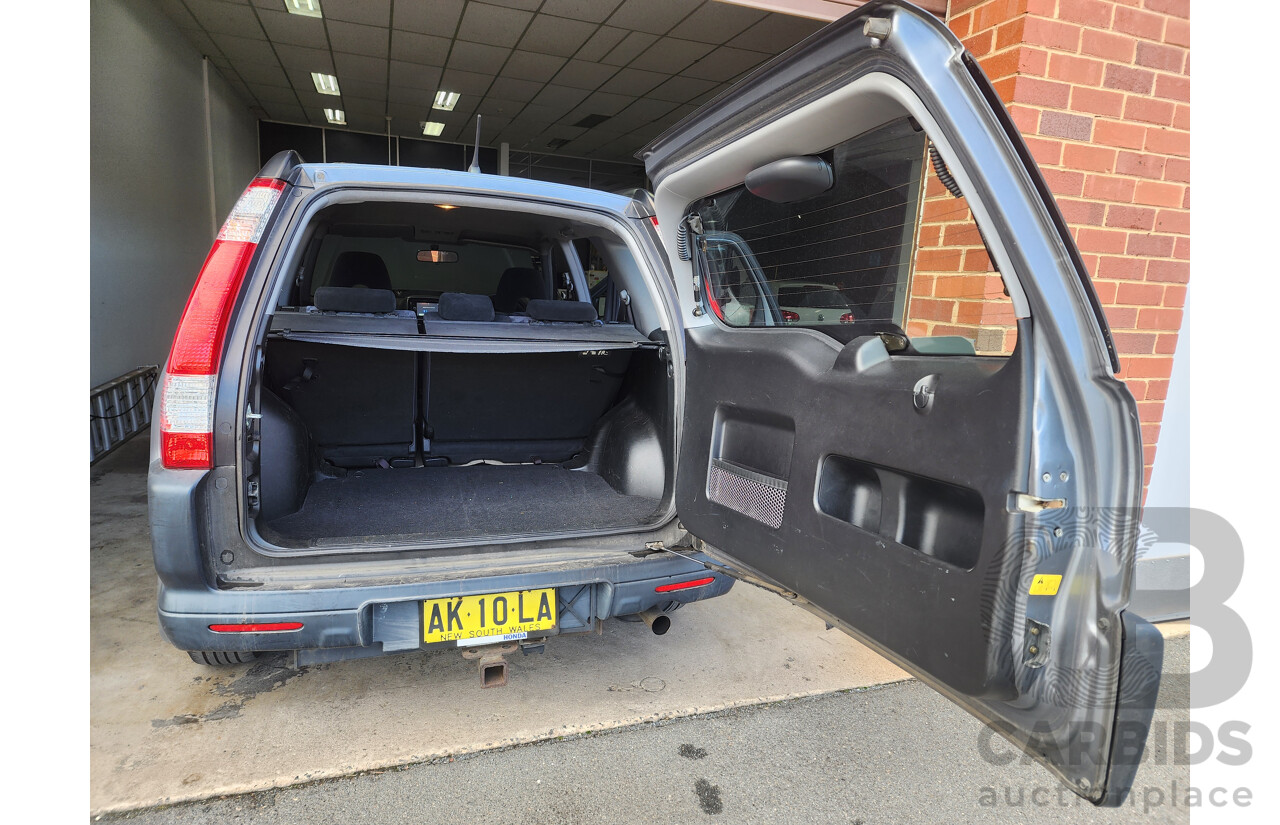 4/2006 Honda CRV (4x4) 2005 UPGRADE 4d Wagon Grey 2.4L