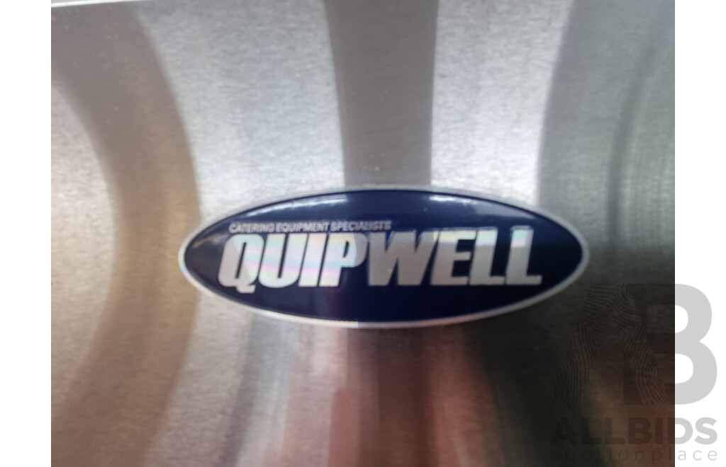Quipwell Commercial 2 Door 1300L Glass Door Fridge