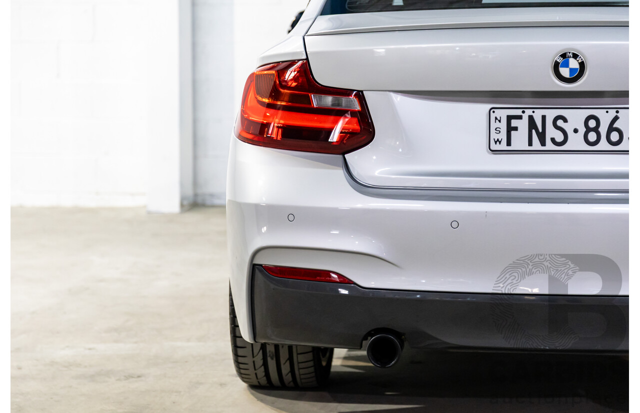 5/2014 BMW M235i F22 2d Coupe Glacier Silver Metallic Turbo 3.0L