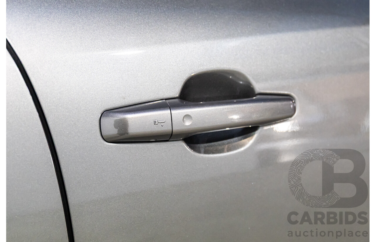 11/2016 Jaguar F-Pace 20d R-Sport (AWD) 4d Wagon Corris Grey Metallic Turbo Diesel 2.0L