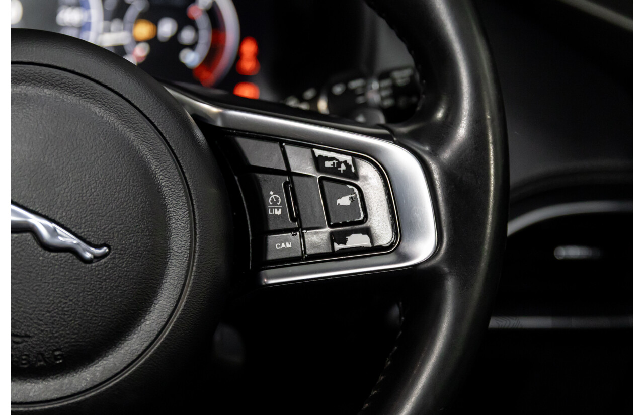 11/2016 Jaguar F-Pace 20d R-Sport (AWD) 4d Wagon Corris Grey Metallic Turbo Diesel 2.0L