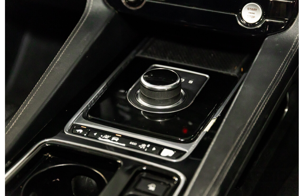 11/2016 Jaguar F-Pace 20d R-Sport (AWD) 4d Wagon Corris Grey Metallic Turbo Diesel 2.0L