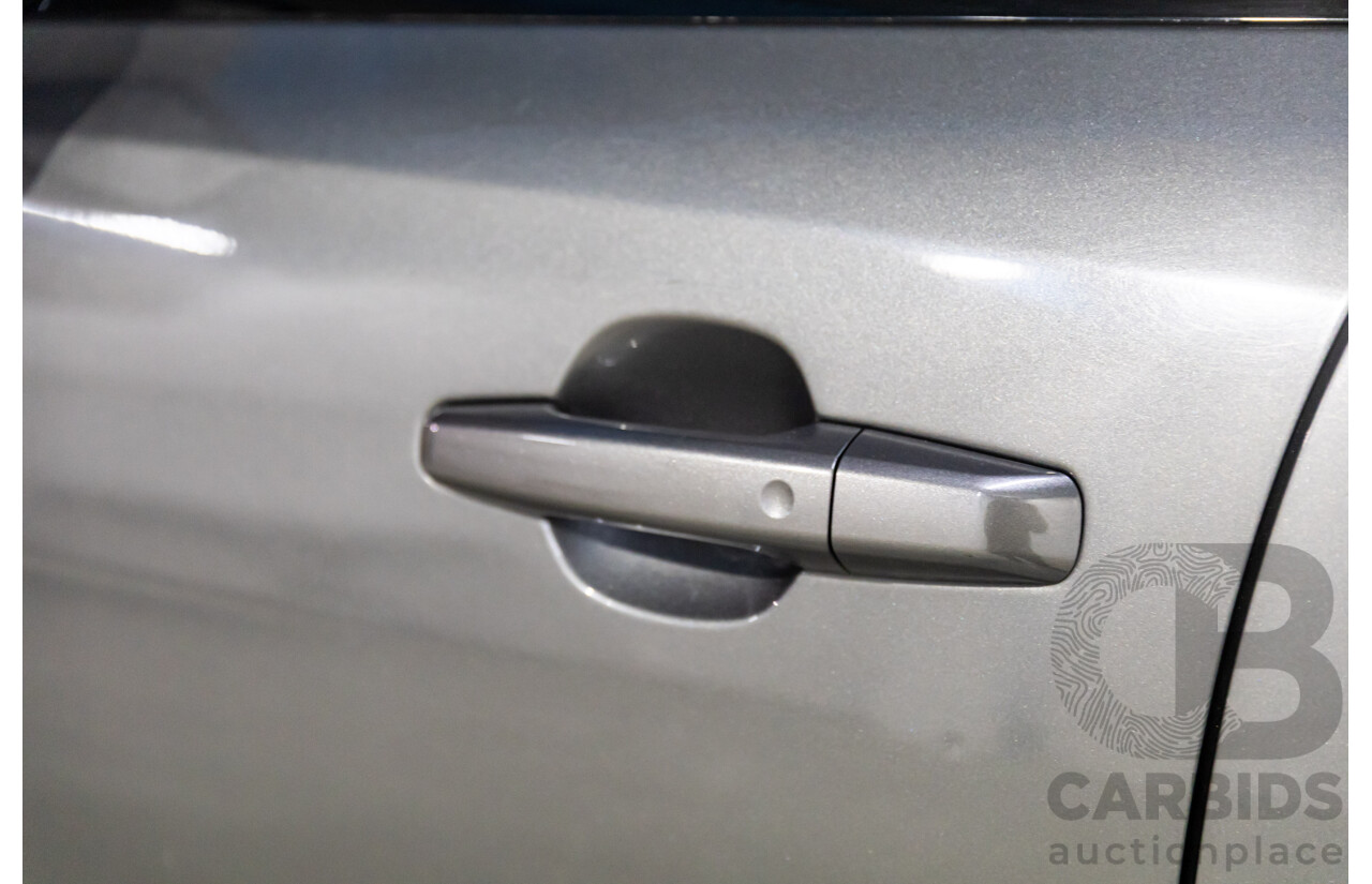 11/2016 Jaguar F-Pace 20d R-Sport (AWD) 4d Wagon Corris Grey Metallic Turbo Diesel 2.0L