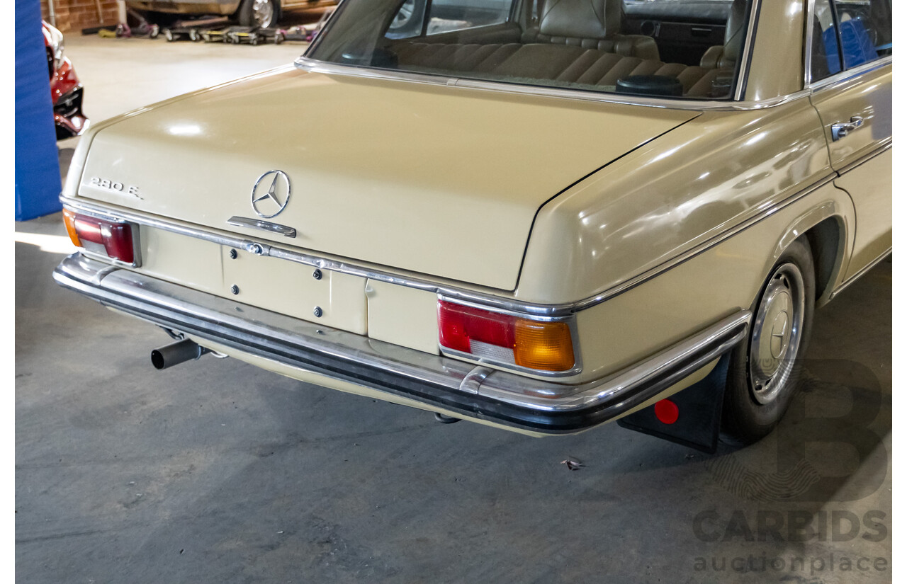 1/1972 Mercedes Benz 280E W114 4d Sedan Light Yellow 2.7L