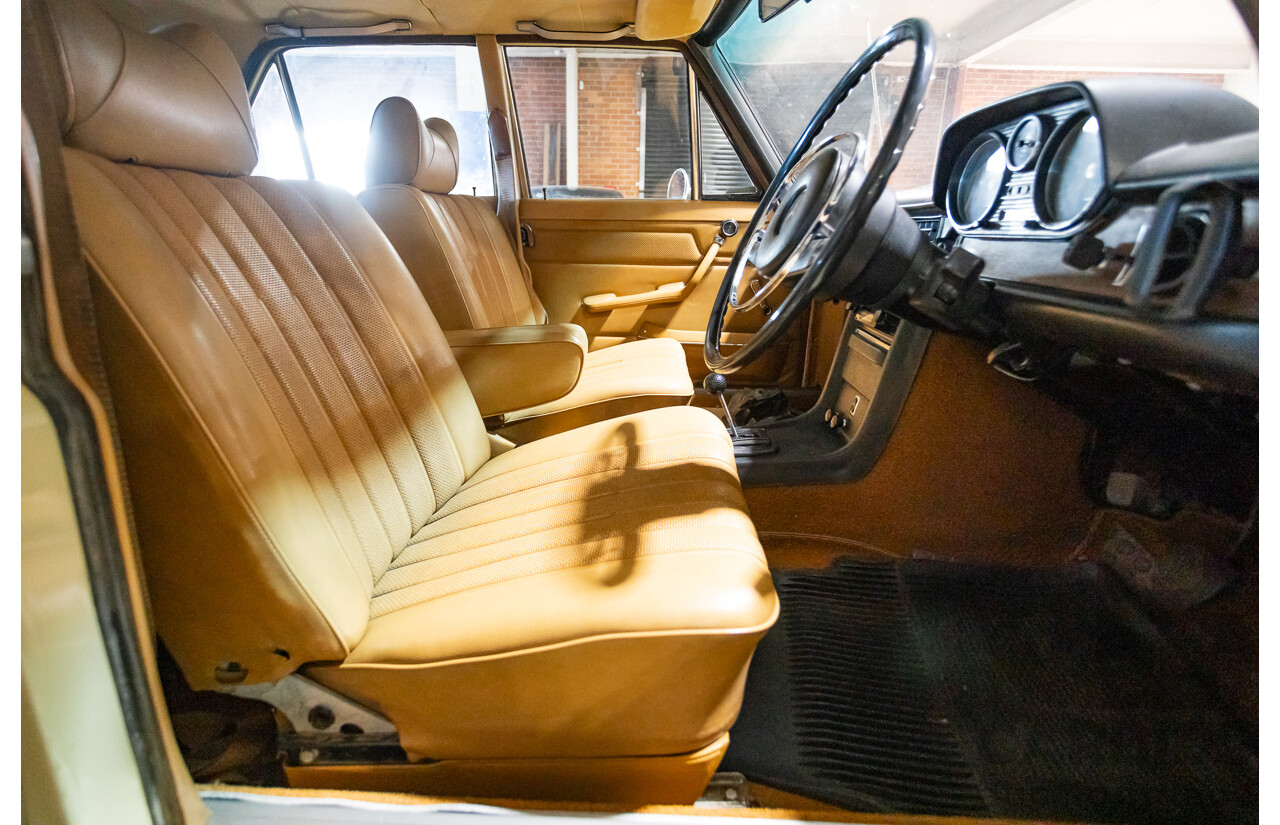 1/1972 Mercedes Benz 280E W114 4d Sedan Light Yellow 2.7L