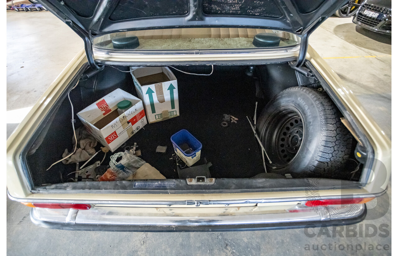 1/1972 Mercedes Benz 280E W114 4d Sedan Light Yellow 2.7L